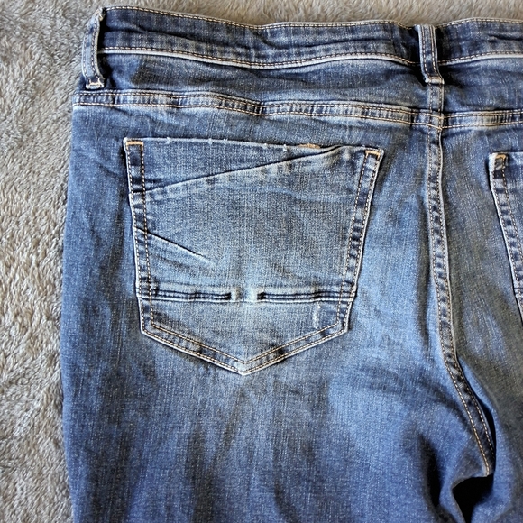 BKE Jeans Womens Size 38 Victoria Universal Fit Mid Rise Ankle Skinny Distressed - Picture 12 of 15